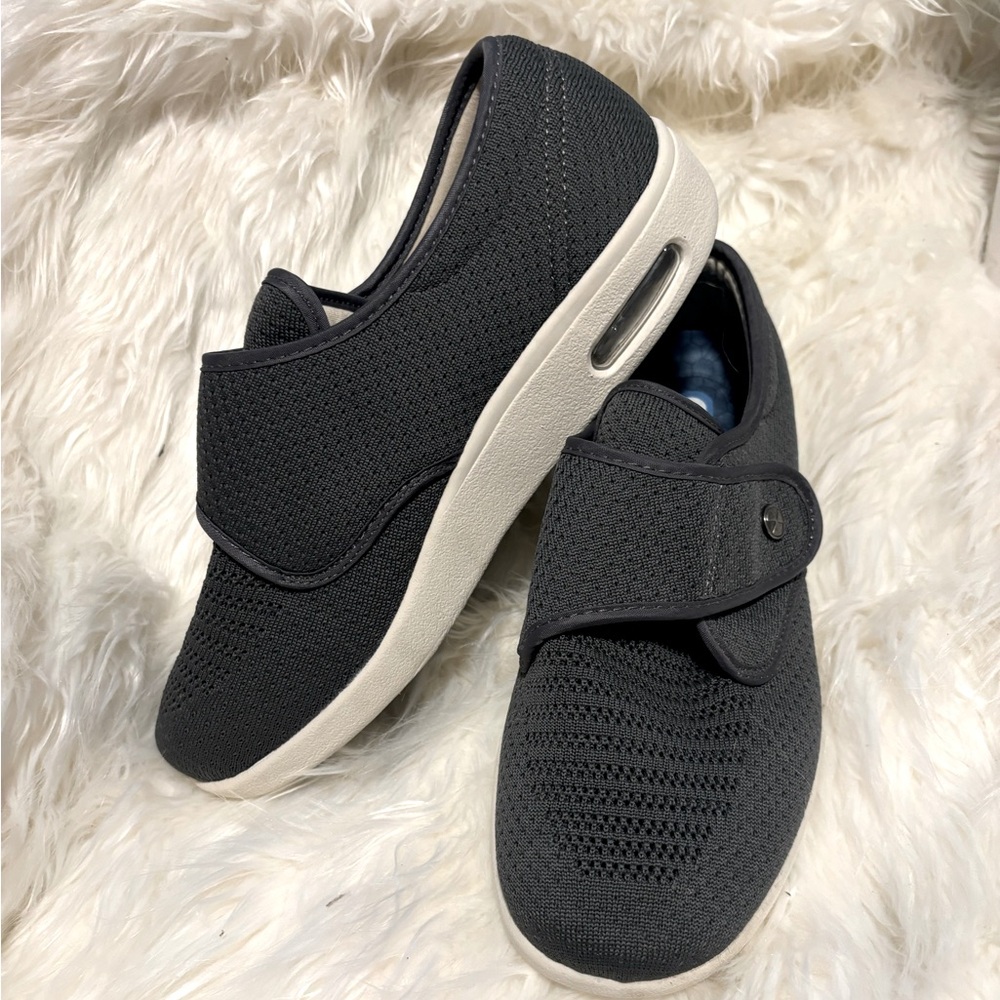 Ortho Shoe men/women 8.5/9.5 velcro closure, light & airy diabetic grey shoe
